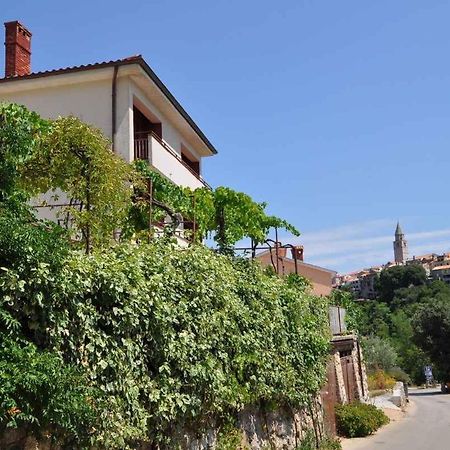 Apartment In Vrbnik/Insel Krk 36796 Zewnętrze zdjęcie