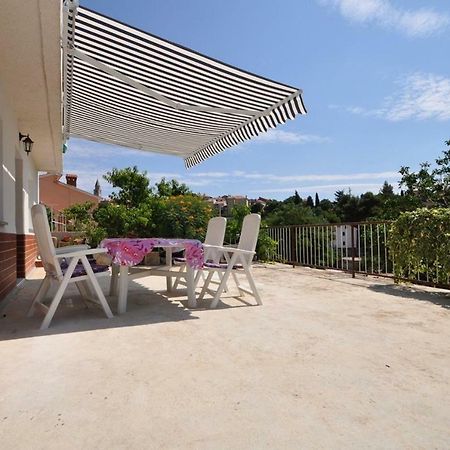 Apartment In Vrbnik/Insel Krk 36796 Zewnętrze zdjęcie