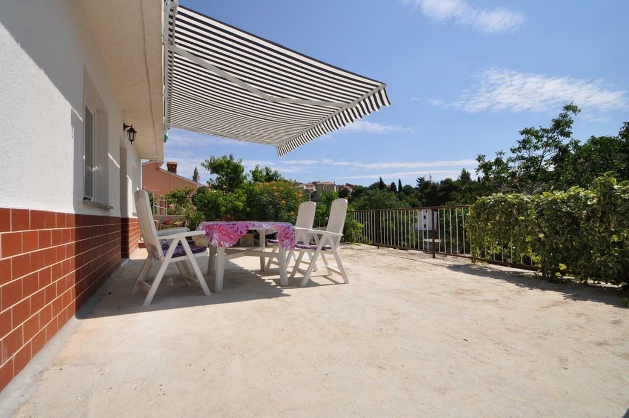 Apartment In Vrbnik/Insel Krk 36796 Zewnętrze zdjęcie